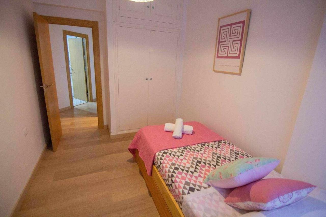 Habitahost Ramon Y Cajal Apartment เกว็งกา ภายนอก รูปภาพ